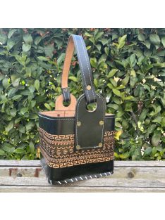 Matera Cuadrada [Bőr, egyedi mintás barna]