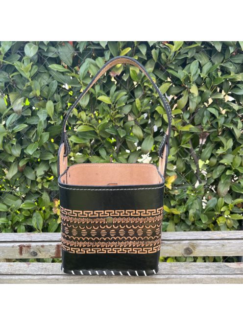 Matera Cuadrada [Bőr, egyedi mintás barna]