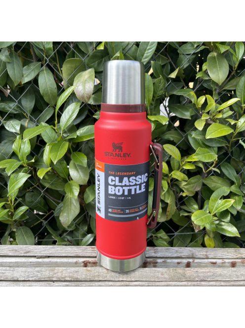 Stanley Iconic Termosz - Roja [1,4 Liter]