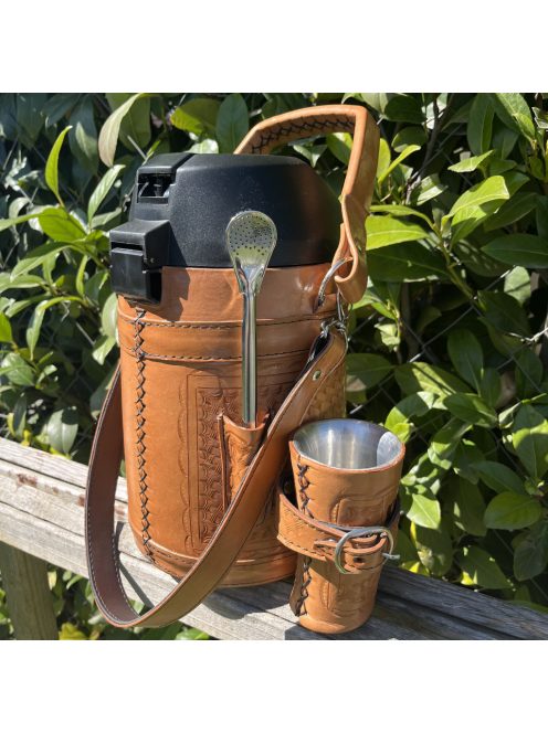 Paraguayi 3 literes bőrrel borított termosz + Guampa (acél belső) + Bombilla [3 liter]